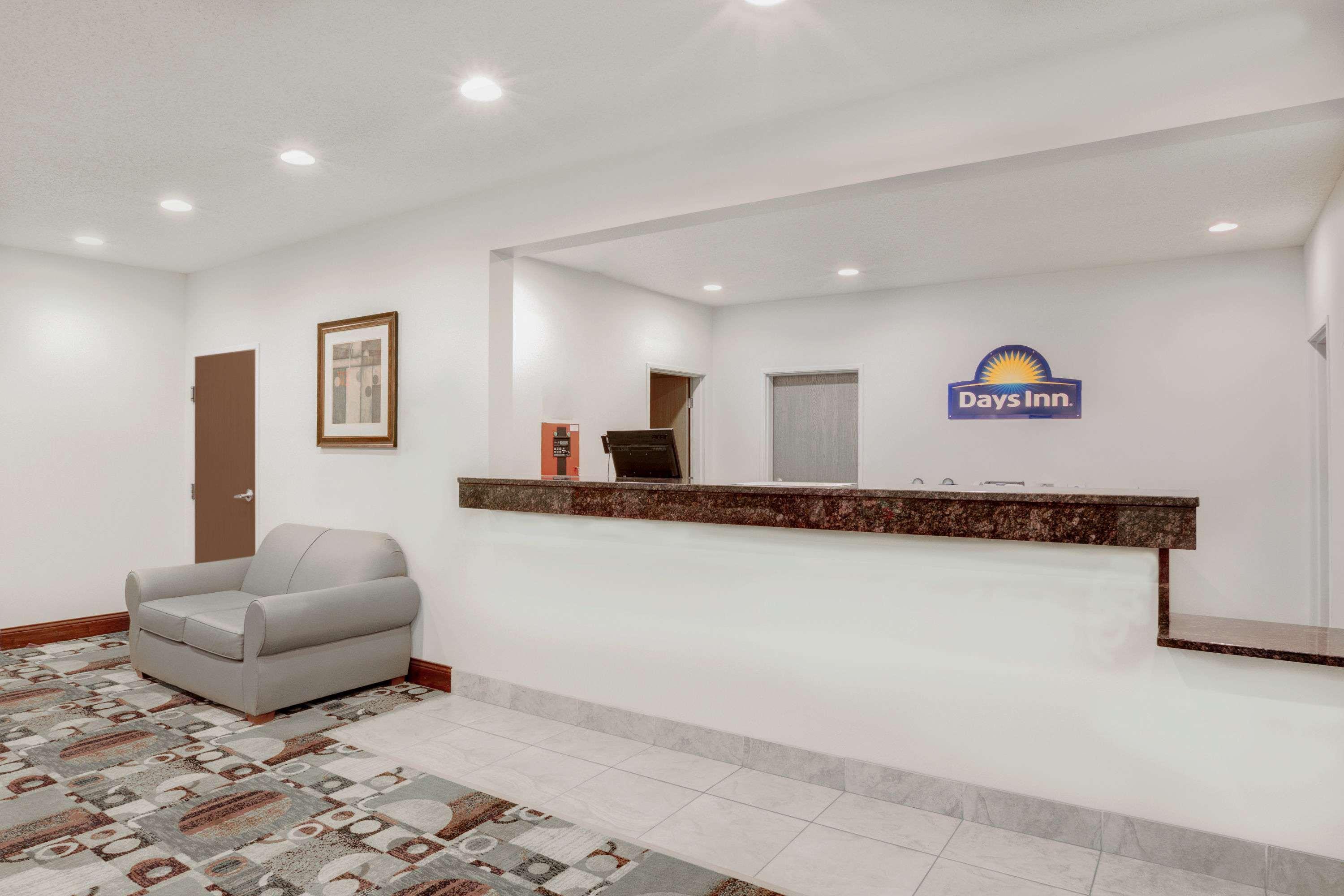 Days Inn By Wyndham Carroll Exterior foto